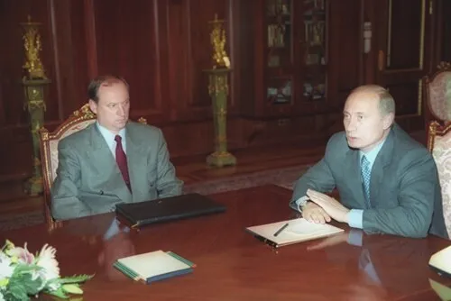 Putin with FSB Director Patrushev, the Kremlin, early 2000s. Photo: kremlin.ru. Licence: CC BY 4.0 (attribution to www.kremlin.ru required). Source: Wikimedia Commons